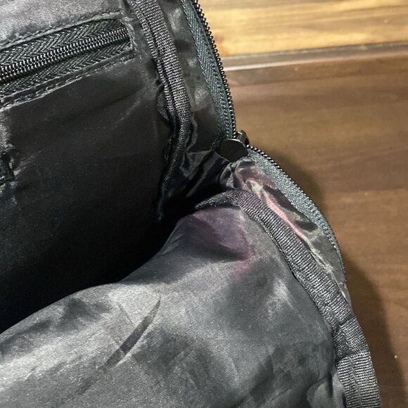 Madden Black Three Compartment Sling Travel Bag - Picture 8 of 12